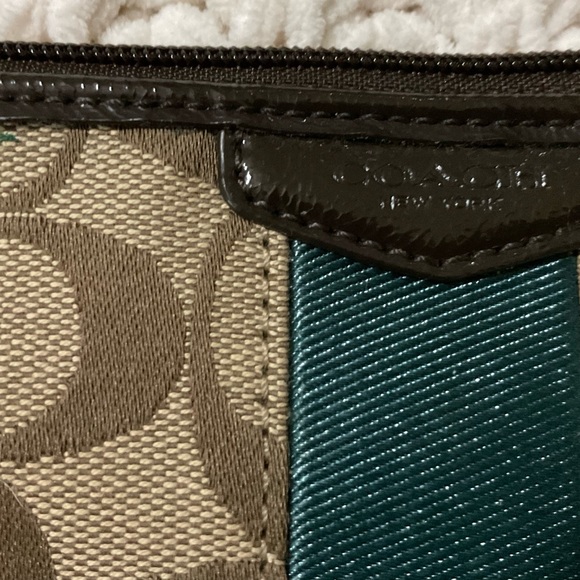 Coach Mini EUC - Picture 2 of 7